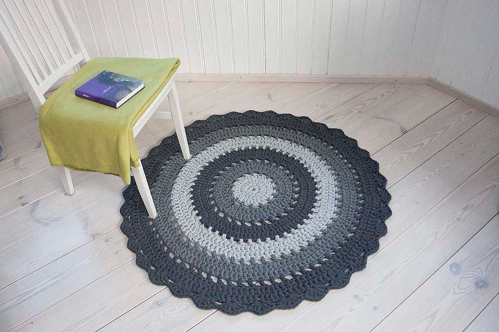 Grey striped crochet doily rug