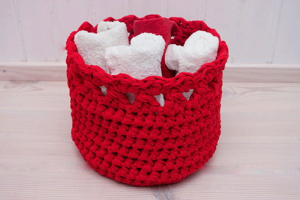 red crochet basket