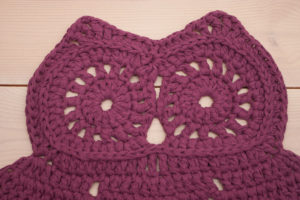Lilac owl shaped doily rug